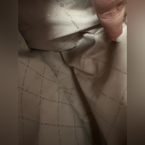 Michael Kors MK Saffiano Leather Tote in Dark Fawn Color RARE FIND! - Picture 7 of 15